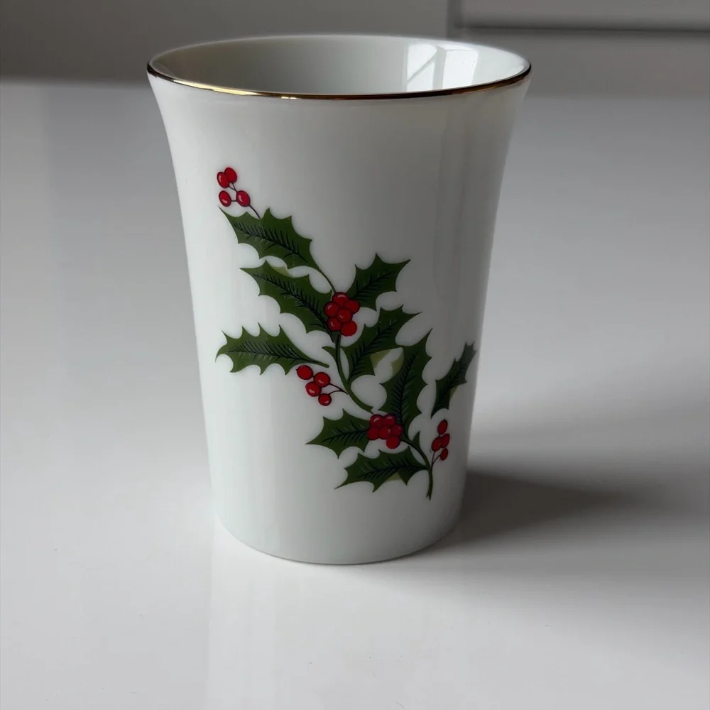 Porcelain Holly Bath Accessory Set - Toothbrush Holder ,Soap Dish & Tumbler Cup